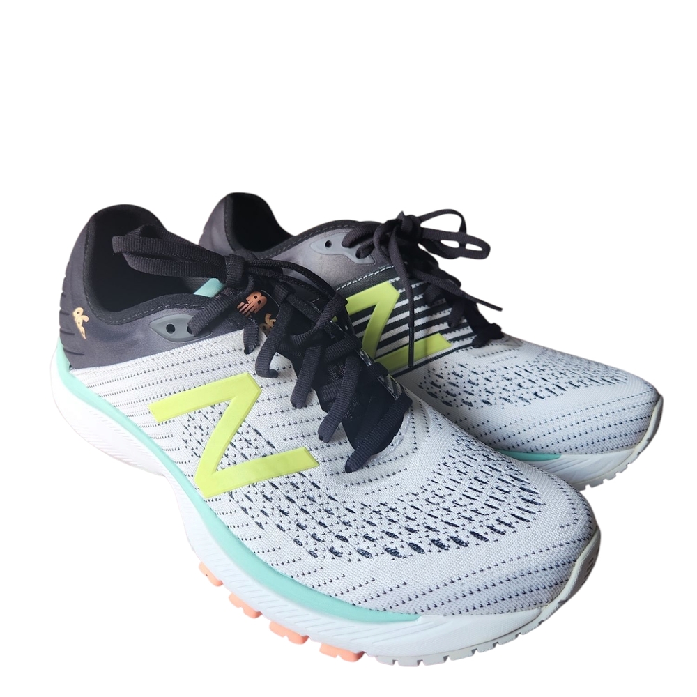 New Balance 860Women's Running Shoes - SIZE 11.5 WIDE - Picture 3 of 6